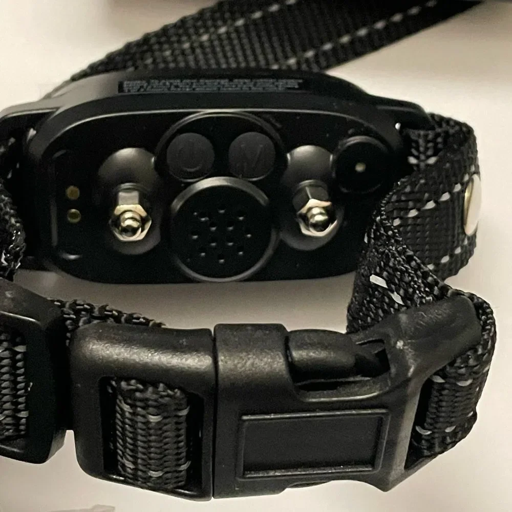 FARAFROG (NEW) Smart Rechargeable Dog Bark Control Collar (For All Dog Sizes)